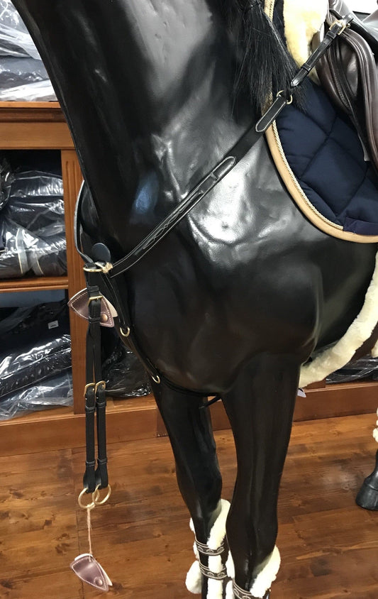 DY'ON "Y" BREASTPLATE - BLACK