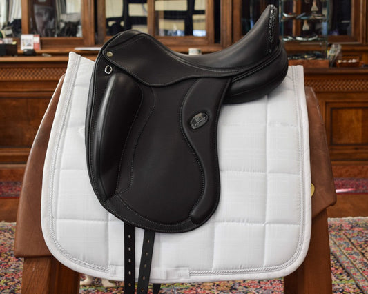 DRESSAGE SADDLE PAD UMBRIA HORSE RIDING