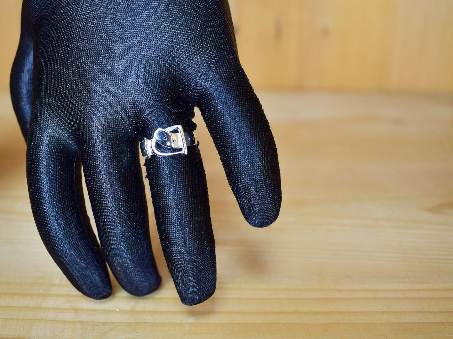 ANELLO FALABELLA CON STAFFA