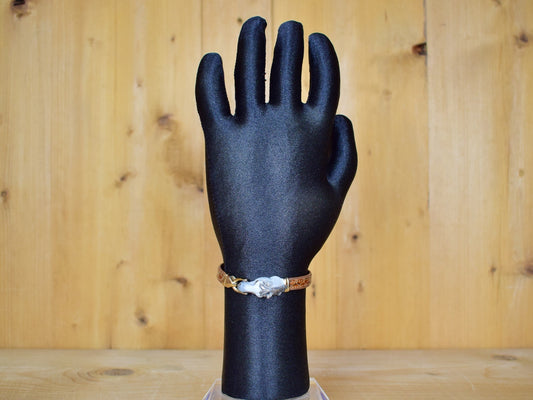 LEATHER AND BRONZE BRACELET