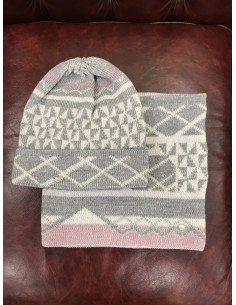 Wool cap + neck warmer Pikeu decorated