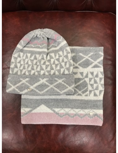 Wool cap + neck warmer Pikeu decorated
