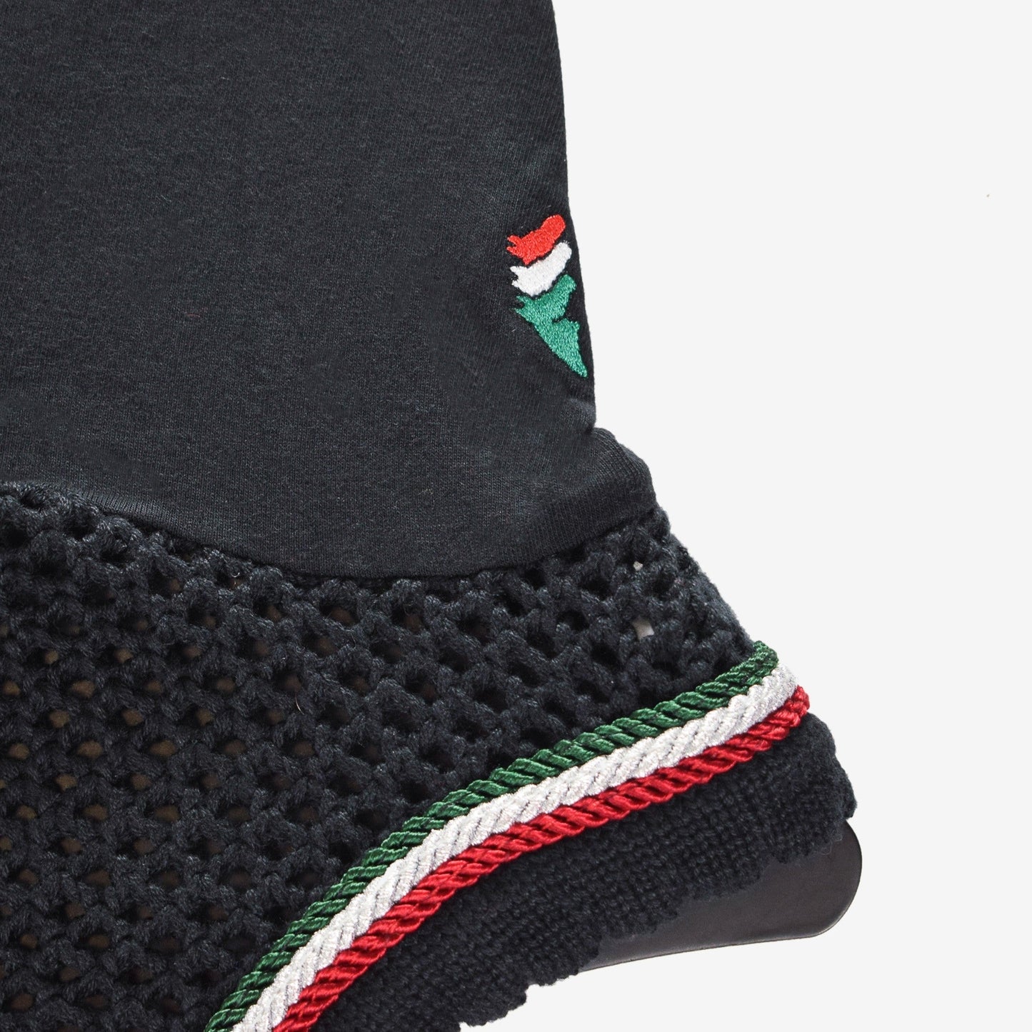 EQUILINE FLAG HOOD