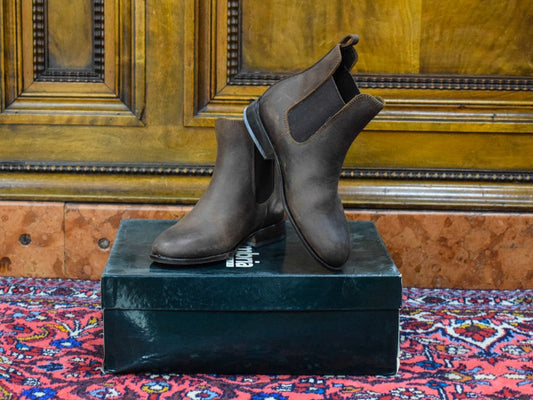 STIVALETTO IN CUOIO INGRASSATO