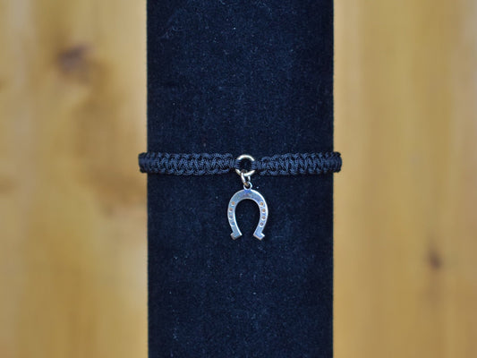 BRACCIALE NADA TRIVIAL MACRAMÈ FERRO DI CAVALLO
