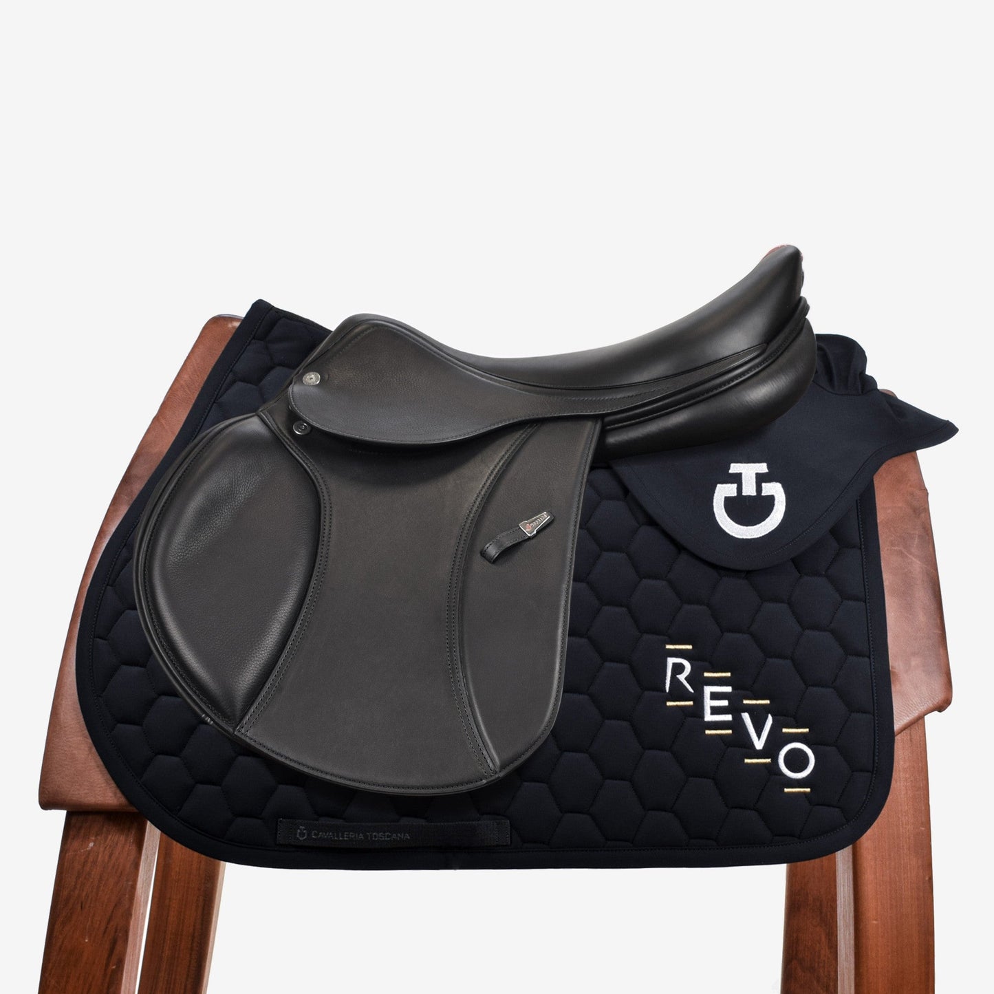 CT REVO BLACK SADDLE COVER AND HOOD