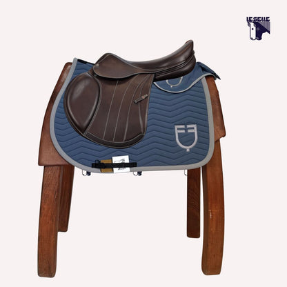 EQUESTRO ONDE SADDLE PAD AND HOOD - FUCHSIA