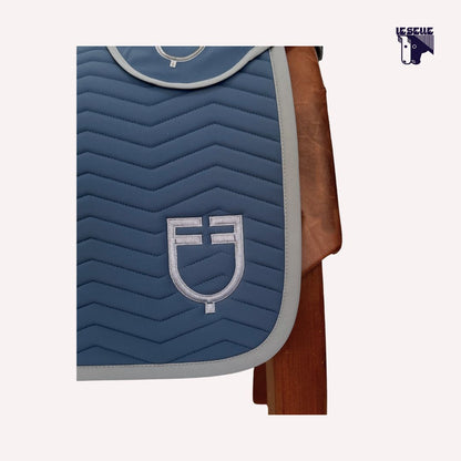 EQUESTRO ONDE SADDLE PAD AND HOOD - FUCHSIA