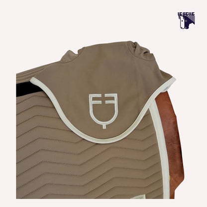 EQUESTRO ONDE SADDLE PAD AND HOOD - FUCHSIA