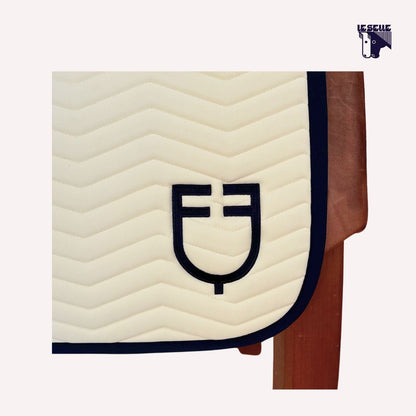 EQUESTRO ONDE SADDLE PAD AND HOOD - FUCHSIA